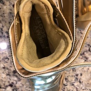 adidas JS Wings Solid Gold